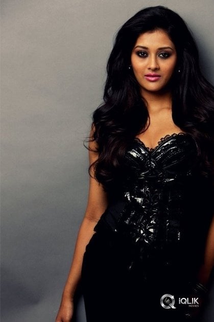 Pooja-Jhaveri